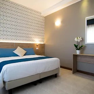 Pacific 3*, Rome Italy
