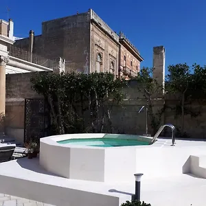 ** Bed & Breakfast Dimora Charleston Parcheggio Privato In Loco Gratis Italia